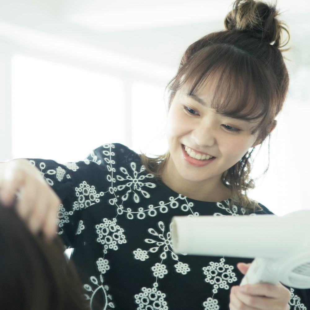 美容学生必見!美容師の国家試験の合格率は?受験者数や気になる受験内容を解説