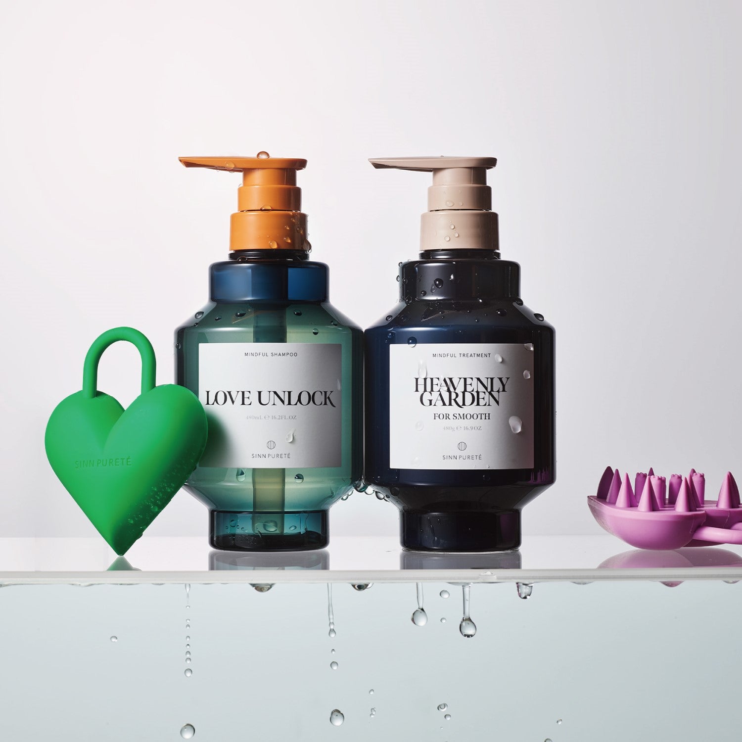 【SINN PURETE】頭皮のコリも、毛穴汚れもスッキリオフするハートロック スカルプブラシ、誕生。