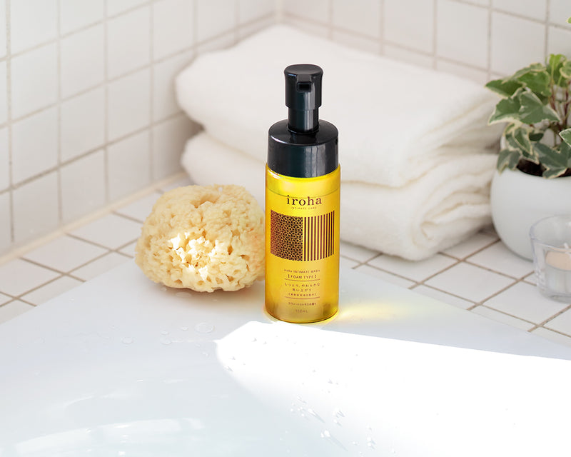 iroha INTIMATE WASH FOAM TYPE スウィートシトラスの香り 150ml